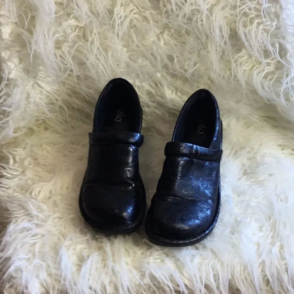 Black size 8 clogs by BOLO with tooled upper